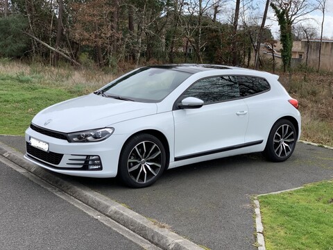 VOLKSWAGEN SCIROCCO 2,0 Tdi 150ch Carat R-Line