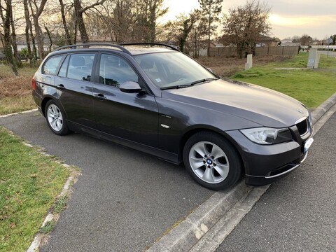 BMW Série 3 2,0L - 143ch 318i Touring Premiere