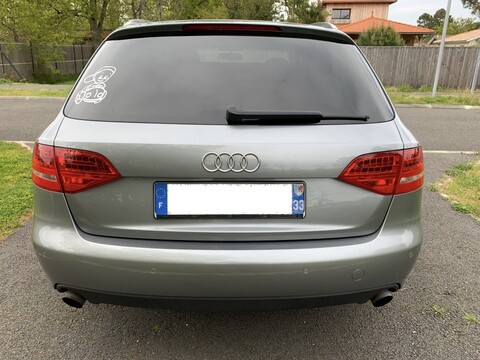 AUDI A4 Avant 2,0L - 211ch Ambiente