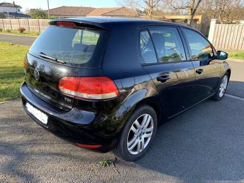 VOLKSWAGEN GOLF VI 2.0 TDI 110 Confortline