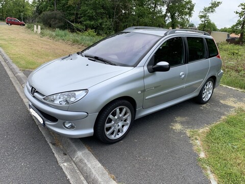 PEUGEOT 206 SW 1.6 16S 110ch Quicksilver