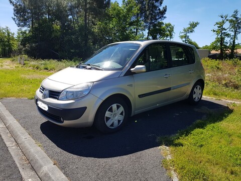 RENAULT Scénic 1.6 16S 110ch Dynamique