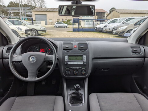 Volkswagen Golf V  1.6 102ch Confortline 5p