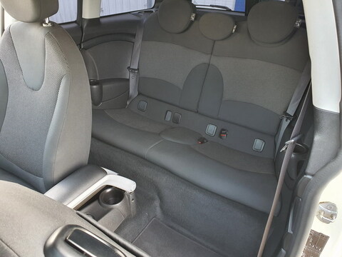 Mini Clubman I (R55)  Cooper 122ch