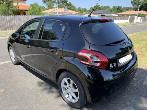 PEUGEOT 208 1,2 Vti - 82ch Style