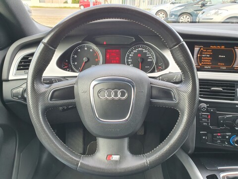 AUDI A4 Avant 2.0 TFSI 180 S-LINE * MOTEUR 0 KM