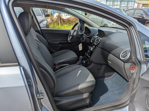 Opel Corsa IV 1.4 Twinport Cosmo BVA 5p