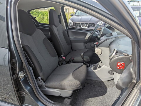 Toyota Aygo 1.0 VVT-i 68ch Confort 5p