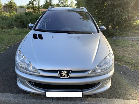 PEUGEOT 206 SW 1,6 16v - 110ch Quiksilver