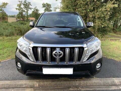 TOYOTA Land Cruiser 2,8 L - 177ch lounge