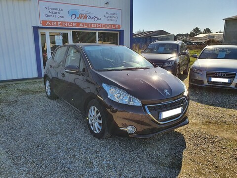 PEUGEOT 208 1.2 VTI 82ch Active