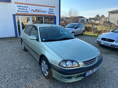 Toyota Avensis  1.8 110ch Sol 4p