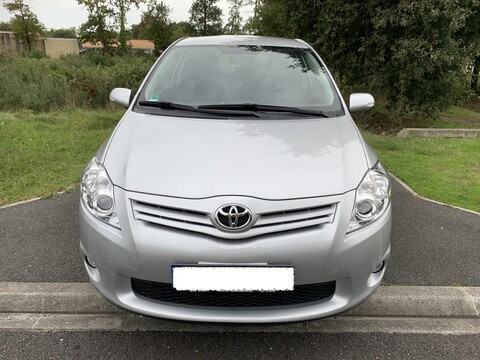 TOYOTA AURIS 1.6 VVTi 132 EDITION