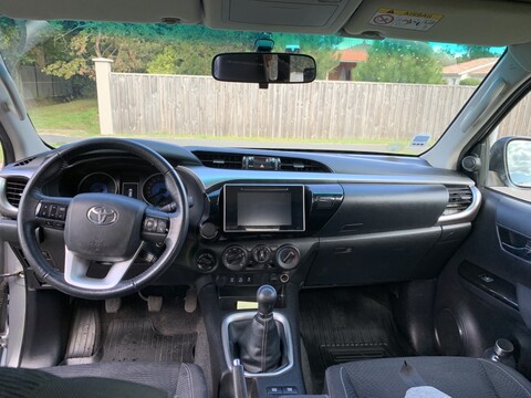 TOYOTA HILUX 2.4 D-4D LEGENDE