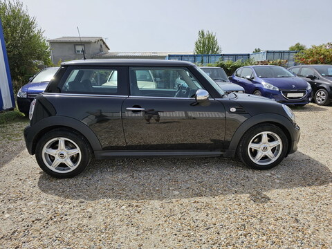 Mini II (R56)  One 1.6L 98ch