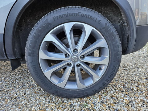 Nissan Qashqai I (J10)  1.6 dCi 130ch FAP Tekna 4x4