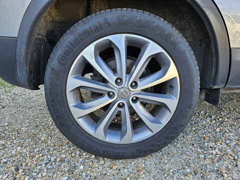 Nissan Qashqai I (J10)  1.6 dCi 130ch FAP Tekna 4x4