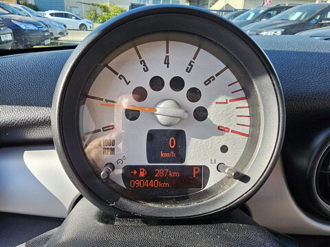 Mini II (R56)  Cooper 122ch BVA + Cuir