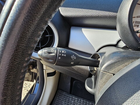 Mini II (R56)  Cooper 122ch BVA + Cuir