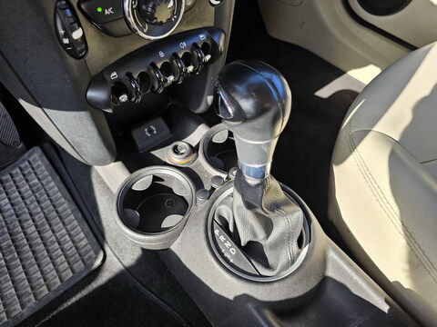 Mini II (R56)  Cooper 122ch BVA + Cuir