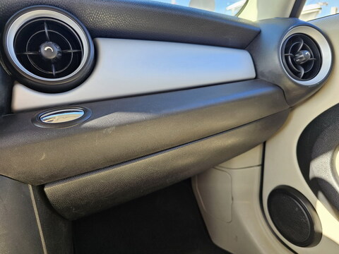 Mini II (R56)  Cooper 122ch BVA + Cuir