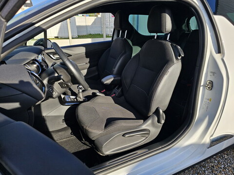 Citroën DS3  1.6 VTi 120 ch So Chic