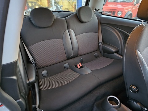 Mini II (R56)  1.4l One 95ch