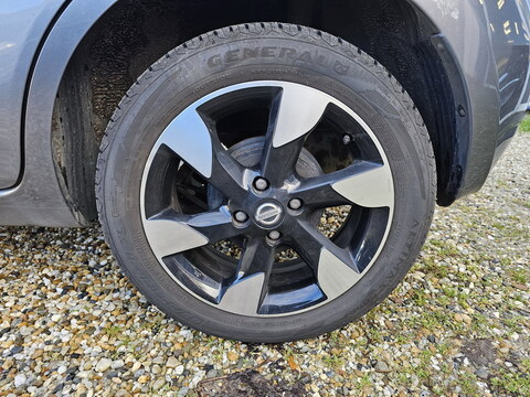 Nissan Note I (E11)  1.4L 88ch Nickelodeon