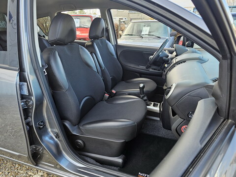 Nissan Note I (E11)  1.4L 88ch Nickelodeon