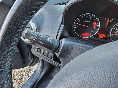 Nissan Note I (E11)  1.4L 88ch Nickelodeon