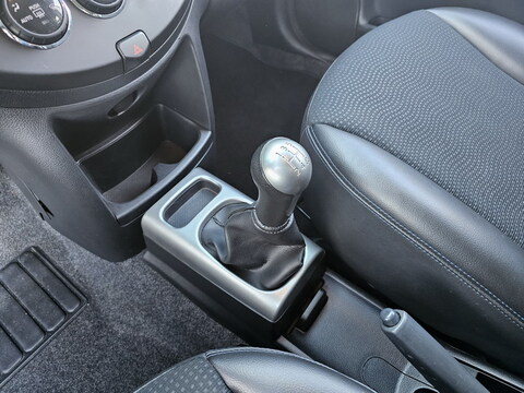 Nissan Note I (E11)  1.4L 88ch Nickelodeon