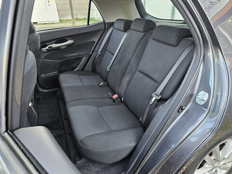 Toyota Auris  1.6l 124 VVT-i Luna 5p