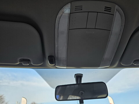 Toyota Auris  1.6l 124 VVT-i Luna 5p