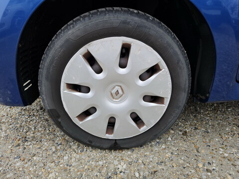 Renault Twingo II  1.2 16v 75ch Expression