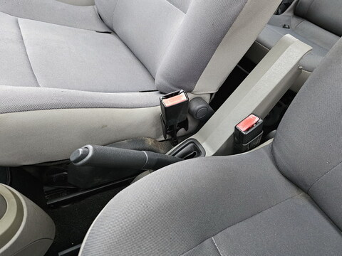 Renault Twingo II  1.2 16v 75ch Expression