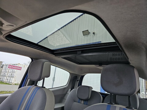 Renault Twingo II  1.2 16v 75ch Expression