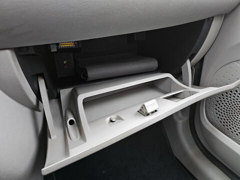 Renault Twingo II  1.2 16v 75ch Expression