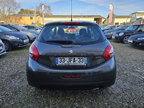 Peugeot 208  1.6 VTi Allure 120cv 3p