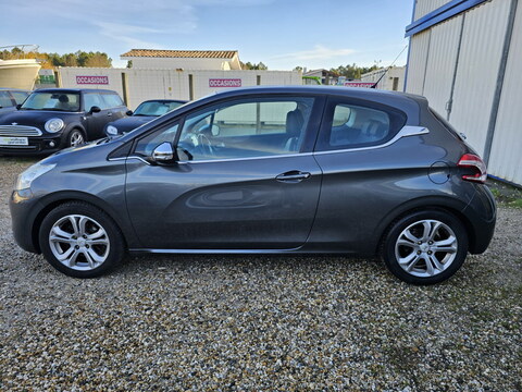 Peugeot 208  1.6 VTi Allure 120cv 3p