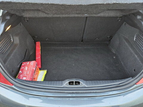 Peugeot 208  1.6 VTi Allure 120cv 3p