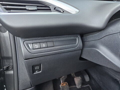 Peugeot 208  1.6 VTi Allure 120cv 3p