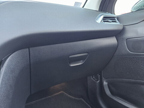 Peugeot 208  1.6 VTi Allure 120cv 3p