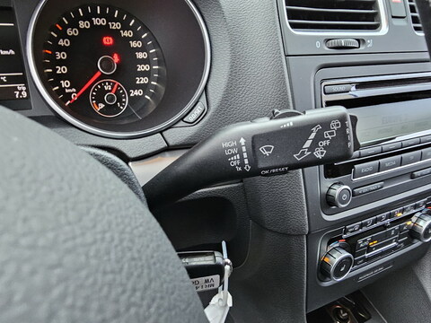 Volkswagen Golf VI  1.4 TSI Team 122ch 5P