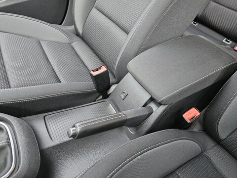 Volkswagen Golf VI  1.4 TSI Team 122ch 5P