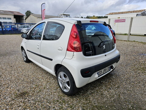 Peugeot 107  1.0 12v 68ch Urban Move 5p