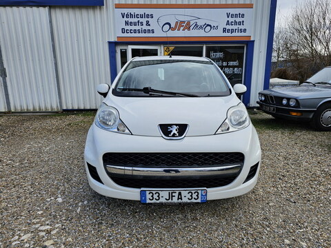 Peugeot 107  1.0 12v 68ch Urban Move 5p