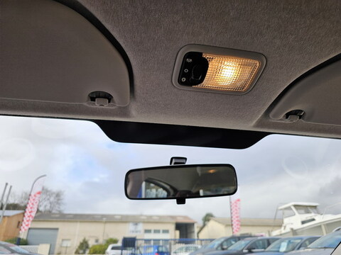 Peugeot 107  1.0 12v 68ch Urban Move 5p