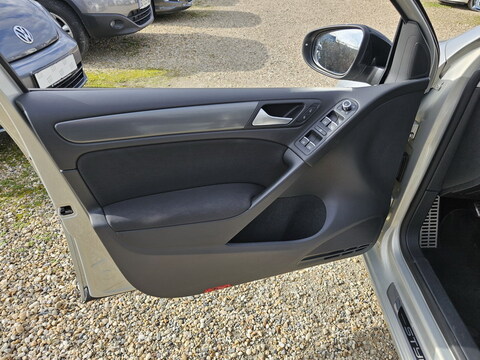 Volkswagen Golf VI  1.2 TSI Style 105ch 5P 
