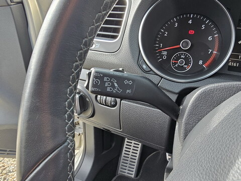 Volkswagen Golf VI  1.2 TSI Style 105ch 5P 