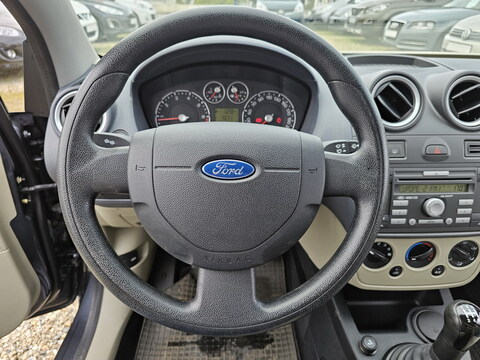 Ford Fiesta III  1.3 70ch Fun 5p + Clim
